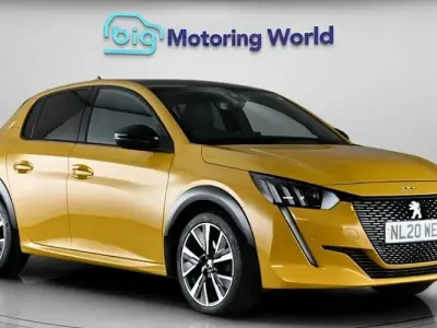 Used Peugeot 208 GT-line 102 HP (75 kW) 2020 Yellow Hatchback