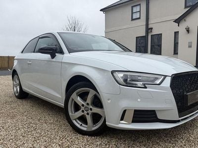 Begagnad Audi A3 Sportback S-Line 150 HK (110 kW) 2017 Halvkombi