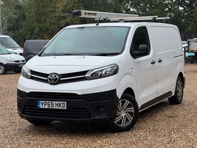 White Used 2019 Toyota Proace Active MPV | £8,444 (Expensive)