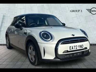 Used Mini Cooper Classic 136 HP (100 kW) 2022 White silver Hatchback