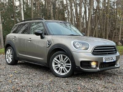 Silver Used 2019 Mini Cooper Countryman Exclusive SUV | £17,995 (Fair price)