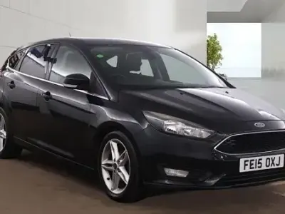 Used Ford Focus Zetec 115 HP (84 kW) 2015 Black Hatchback