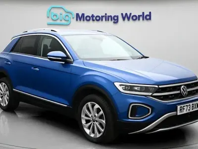 Usado VW T-Roc Style 150 HP (110 kW) 2025 SUV