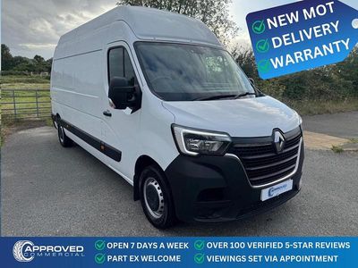 White Used 2023 Renault Master Business Van | £8,950