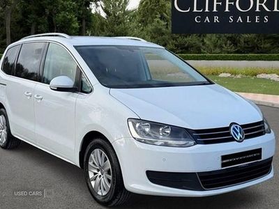 White Used 2016 VW Sharan SE MPV | £11,995 (Fair price)