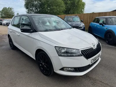 Used Skoda Fabia Colour Edition 95 HP (69 kW) 2018 White Hatchback