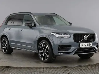 Używany Volvo XC90 Plus 235 KM (172 kW) 2022 Szary SUV