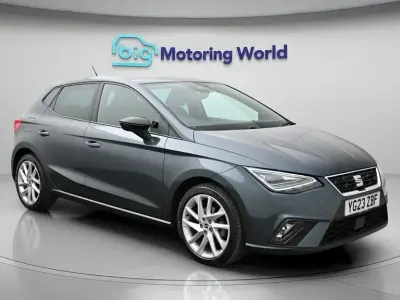 Używany Seat Ibiza FR 110 KM (80 kW) 2023 Szary Hatchback
