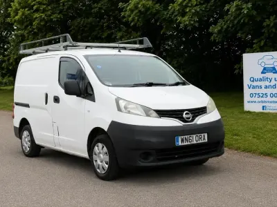 Used Nissan NV200 SE 2011 White MPV