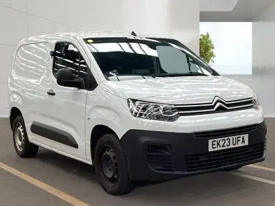 Used Citroën Berlingo 100 HP (73 kW) 2023 White MPV