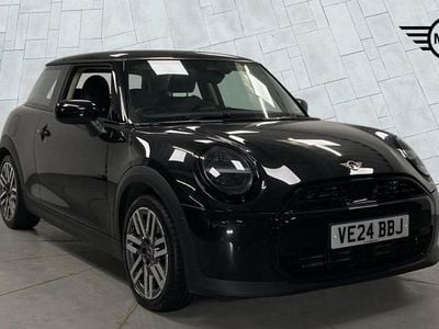 Used Mini Cooper Hatch 154 HP (113 kW) 2024 Black Hatchback