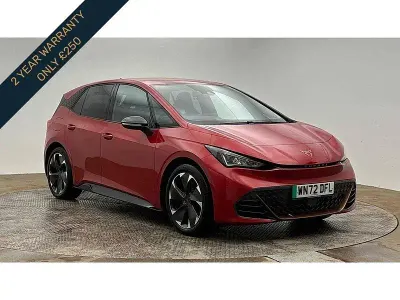 Begagnad Cupra Born e-Boost 169 kW (230 HK) 2023 Röd Halvkombi