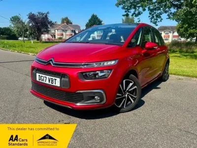 Used Citroën C4 Picasso Feel 2017 Red MPV
