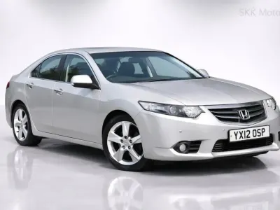 Używany Honda Accord EX 156 KM (114 kW) 2012 Srebrny Sedan/Limuzyna