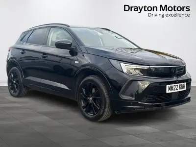 Second-hand Vauxhall Grandland X GS Line 130 CP (95 kW) 2022 Negru SUV