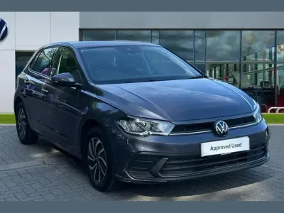 Used VW Polo Life 95 HP (69 kW) 2024 Smokey grey metallic Hatchback
