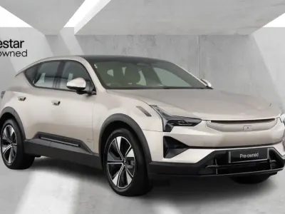 Begagnad Polestar 3 Pilot 359 kW (489 HK) 2025 Guld SUV