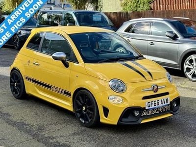 Used Abarth 595 Turismo 165 HP (121 kW) 2016 Yellow Hatchback