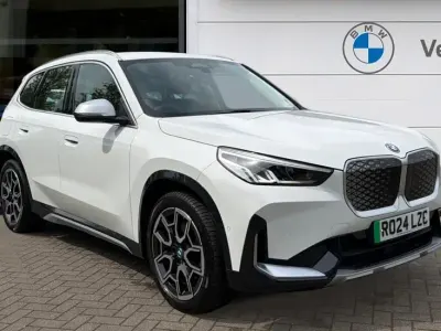 Begagnad BMW iX1 xLine 227 kW (309 HK) 2024 Vit SUV