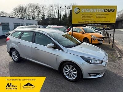 Used Ford Focus Titanium 125 HP (91 kW) 2016 Silver Estate