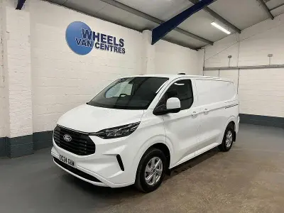 Begagnad Ford Transit Custom Limited 136 HK (100 kW) 2024 Vit Van