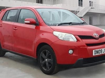 Used Toyota Urban Cruiser 100 HP (73 kW) 2009 Red Hatchback