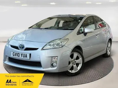 Used Toyota Prius 136 HP (100 kW) 2010 Silver Hatchback