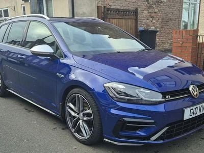 Blue Used 2019 VW Golf VII R Estate | £23,999 (Good price)