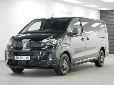 New Vauxhall Vivaro 120 HP (88 kW) 2025 Black MPV