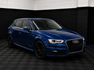 Begagnad Audi A3 S-Line 184 HK (135 kW) 2014 Blå Halvkombi