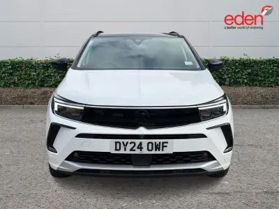 Used Vauxhall Grandland X Ultimate 131 HP (96 kW) 2024 White SUV