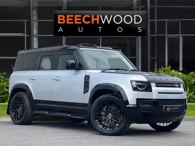 Używany Land Rover Defender HSE Dynamic 300 KM (220 kW) 2021 Srebrny SUV