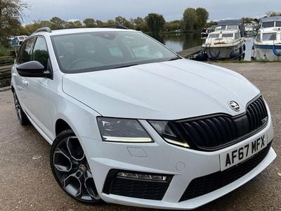 Used Skoda Octavia vRS 184 HP (135 kW) 2017 White Estate