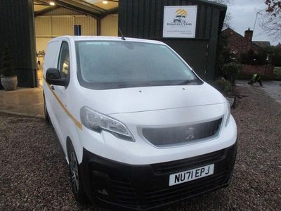 White Used 2021 Peugeot Expert Van | £8,495 (Fair price)