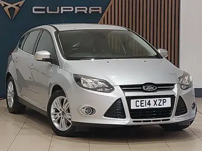 Używany Ford Focus Titanium 125 KM (91 kW) 2014 Srebrny Hatchback