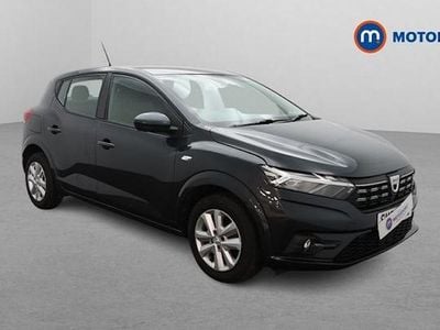 Begagnad Dacia Sandero Comfort 91 HK (66 kW) 2022 Grå Halvkombi