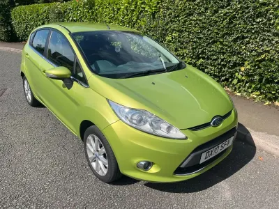 Used Ford Fiesta Zetec 82 HP (60 kW) 2010 Green Hatchback