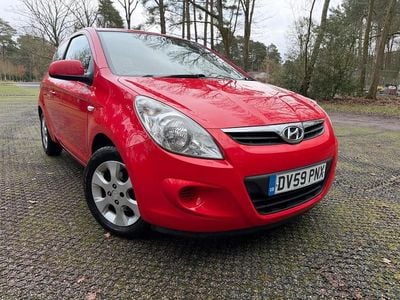 Used Hyundai i20 Comfort 77 HP (56 kW) 2009 Red Hatchback