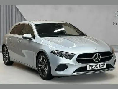 Käytetty Mercedes A200 Executive 161 HP (118 kW) 2025 Hopea Viistoperä