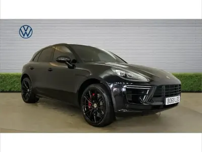 Usado Porsche Macan Turbo 440 HP (323 kW) 2019 Preto SUV