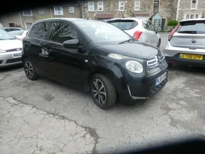 Usado Citroën C1 Flair 82 HP (60 kW) 2016 Preto Citadino