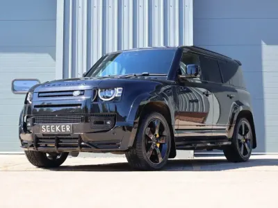Używany Land Rover Defender HSE Dynamic 2023 Czarny SUV