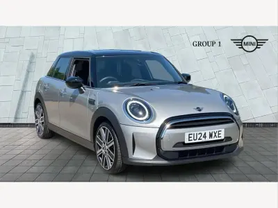 Used Mini Cooper Exclusive 136 HP (100 kW) 2024 Silver Hatchback