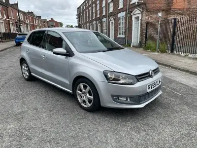 Used VW Polo 70 HP (51 kW) 2009 Silver Hatchback