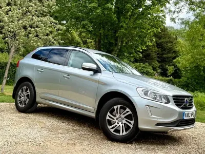 Usado Volvo XC60 SE 181 HP (133 kW) 2014 Prateado SUV
