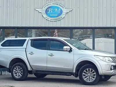 Used Mitsubishi L200 178 HP (130 kW) 2015 Silver Pickup
