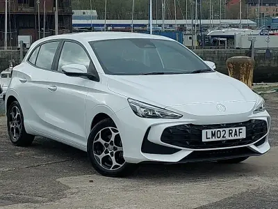 Usado MG MG3 SE 115 HP (84 kW) 2025 Branco Citadino
