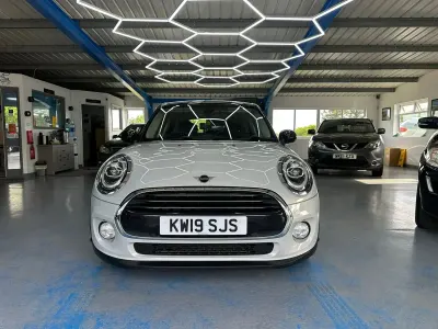 Used Mini Cooper Classic 2019 Silver Hatchback