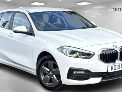 Usado BMW 116 2021 Blanco Utilitario
