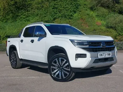 Begagnad VW Amarok Aventura 2024 Vit Pickup